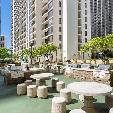 Waikiki Banyan Modern One Bedroom Free Parking Хонолулу Екстериор снимка
