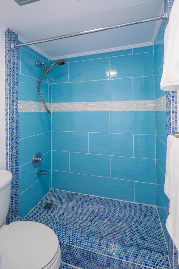 Waikiki Banyan Modern One Bedroom Free Parking Хонолулу Екстериор снимка